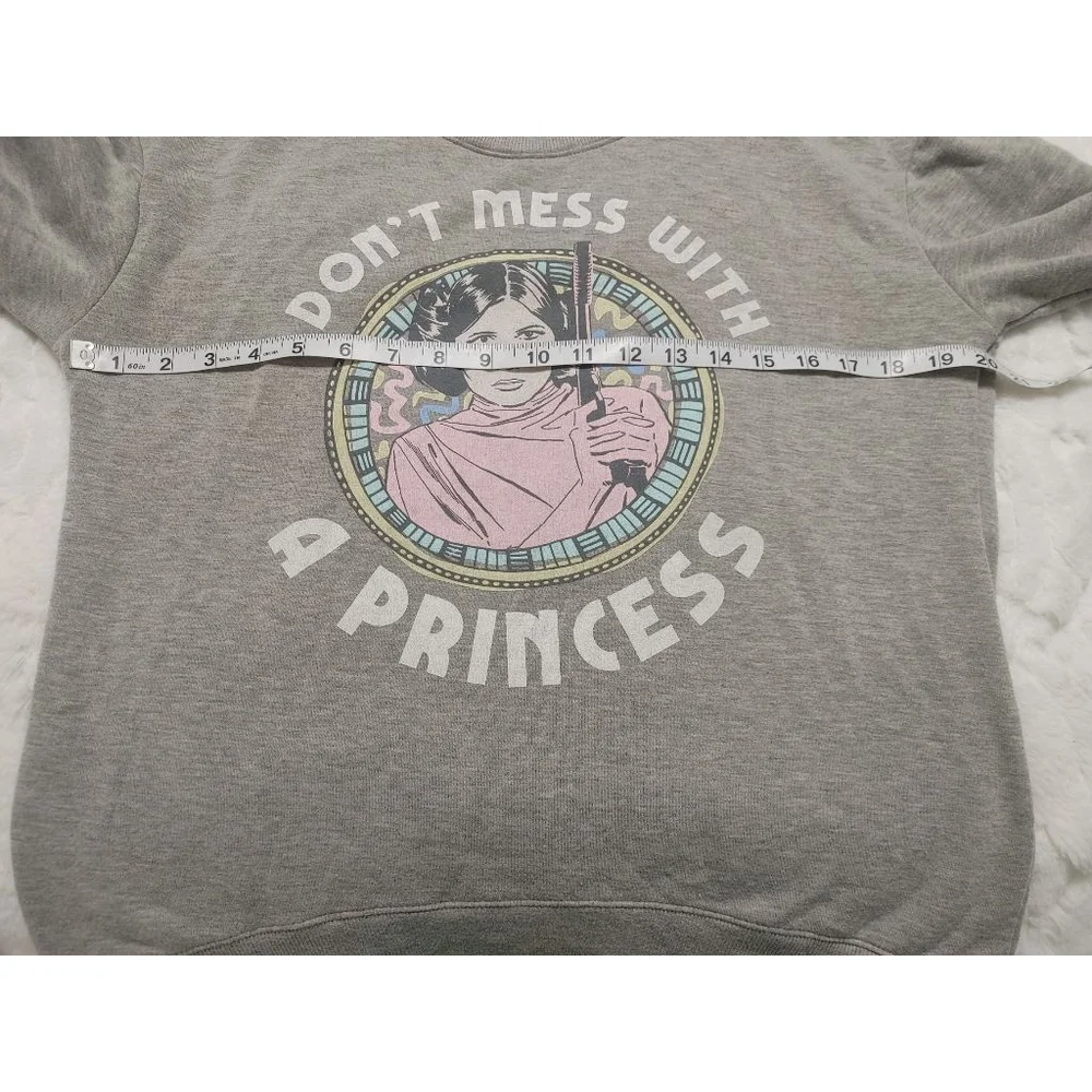 Women's Star Wars Gray Soft & Cozy Princess Leia Sweatshirt M - Picture 6 of 7